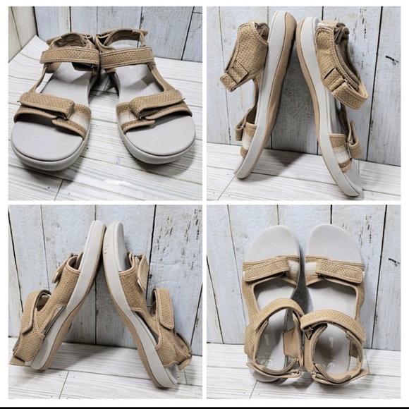 Clarks Brizo Sammie Wmn 9.5N Tan Perforated MicroSuede HookLoop Strappy Sandals - Picture 3 of 6